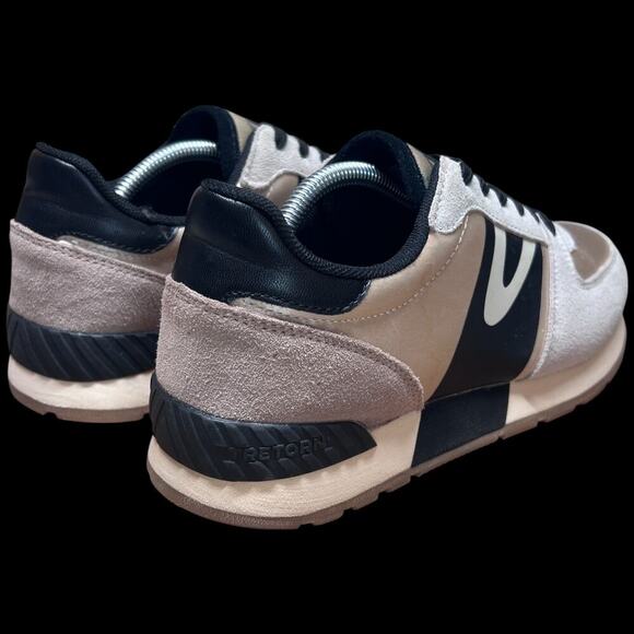 TRETORN Loyola 2.0 Women's Sz 8 Sneakers Black Cream Gray Athleisure Shoes READ - Picture 5 of 15